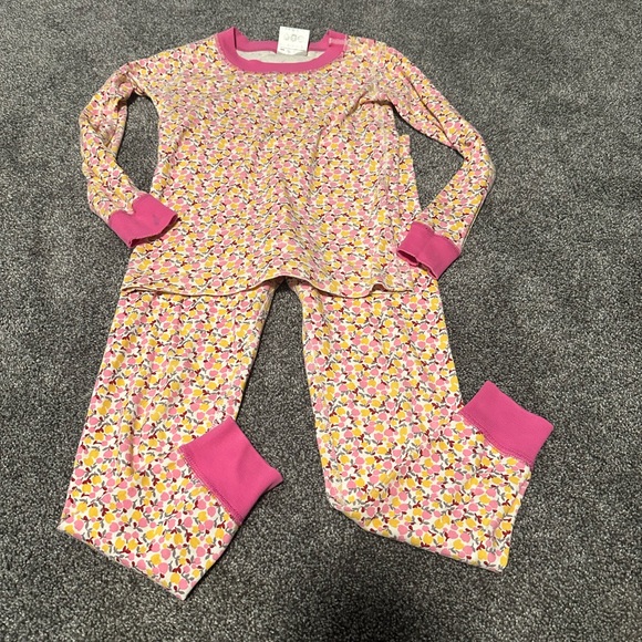 Hanna Andersson Other - Hanna Andersson Yellow Pink Floral Pajama Sz 110cm